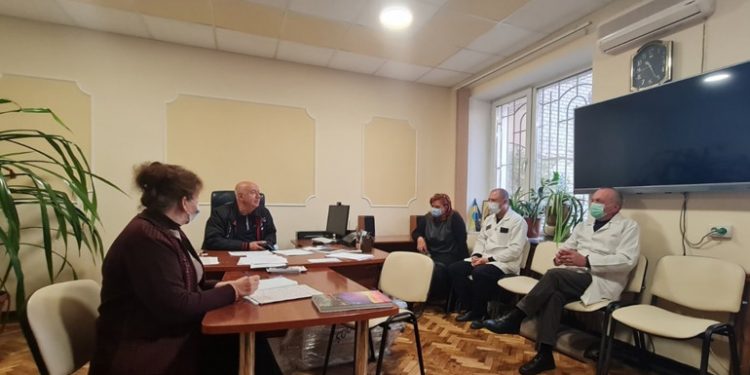 В яких умовах працюють медики Біляївської лікарні, що спасають від ковіду мешканців Одеського району 1 В яких умовах працюють медики Біляївської лікарні, що спасають від ковіду мешканців Одеського району