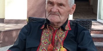 Журналіст із 55-річним стажем Василь Марченко: «Газета – це більша відповідальність, ніж інтернет» 3 Журналіст із 55-річним стажем Василь Марченко: «Газета – це більша відповідальність, ніж інтернет»