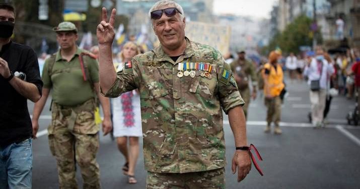 Умер дядя Сережа. Волонтер, который вывез из-под обстрелов десятки украинцев 1 10 декабря, в Киеве на Байковом кладбище, похоронят известного донецкого волонтера Сергея Максимца