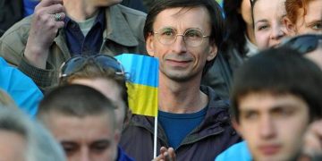 О жизни узников ОРДЛО: «Мой интеллигентный сын был в наручниках с мешком на голове» 5 О жизни узников ОРДЛО- «Мой интеллигентный сын был в наручниках с мешком на голове»